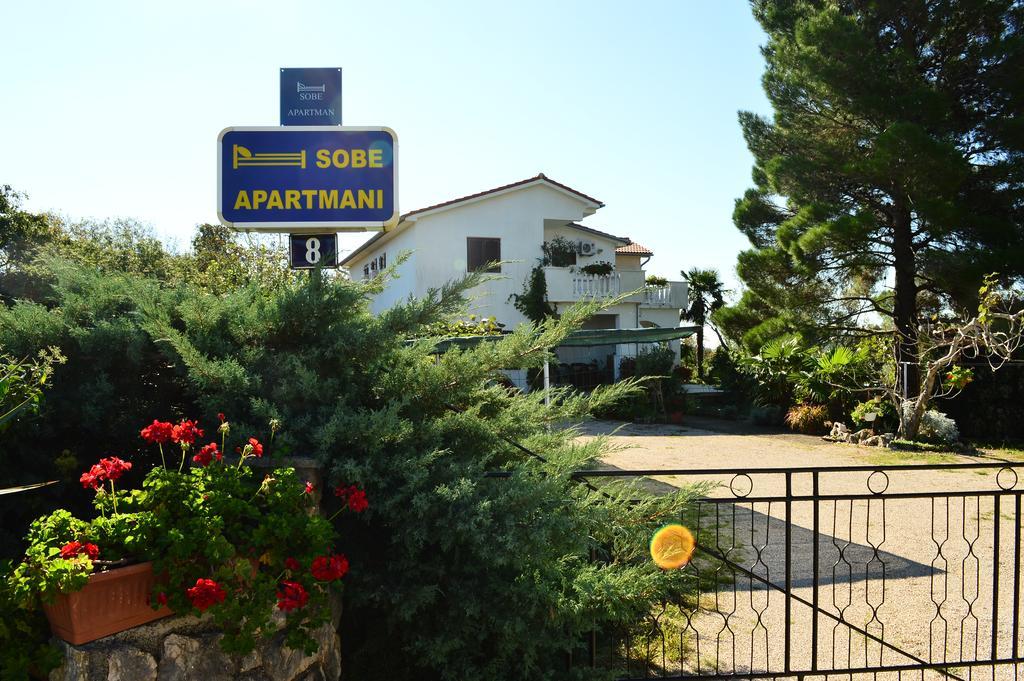 Apartments Stivic Pinezići エクステリア 写真